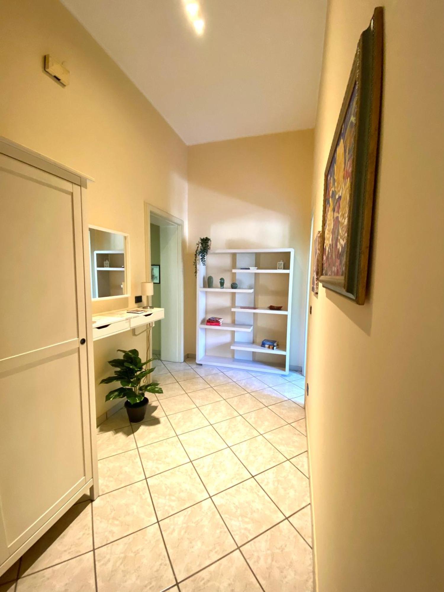 Edipo Apartamento *